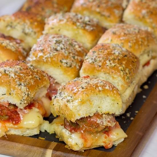 Pull Apart Meatball Sliders - Recipe photo by spicedblog