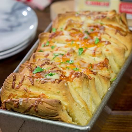 Cheesy Garlic Pull Apart Bread - Recipe photo by spicedblog