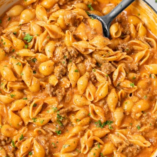 Creamy Beef and Shells - Recipe photo by TheCozyCook