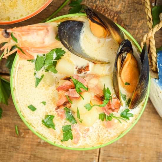 Electric Skillet Seafood Chowder - Recipe photo by inthekitchnet
