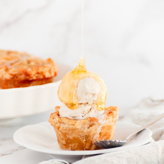 Mini Honey Apple Pies - Recipe photo by FlouringKitchen