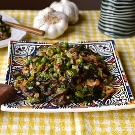 Mushrooms with leeks and peas - Recipe photo by mama ia blog
