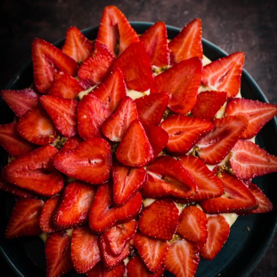 Strawberry Custard Tart - Recipe photo by tiffinandteaofficial
