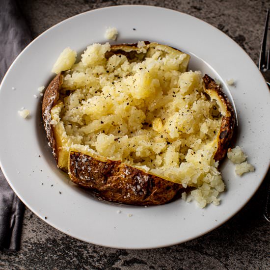 Crispy Instant Pot Baked Potatoes - Recipe photo by thatzestlife