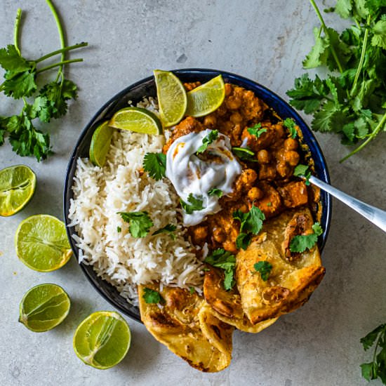 CREAMY VEGAN TIKKA MASALA - Recipe photo by TaylahsKitchen