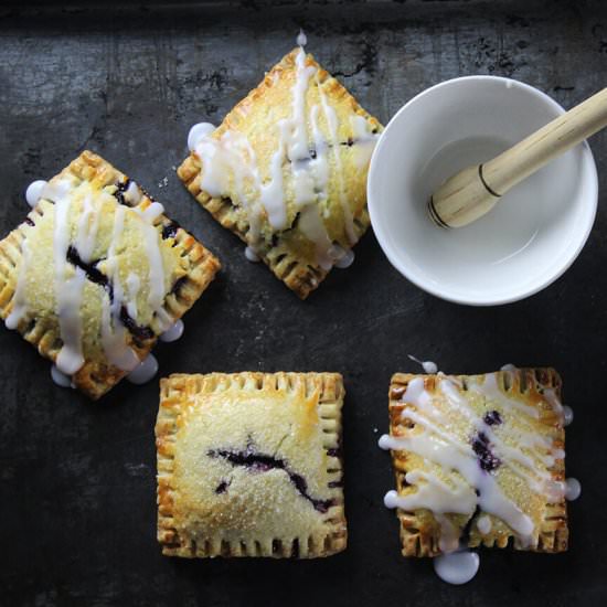 Homemade blueberry pop tarts - Recipe photo by hornoMX