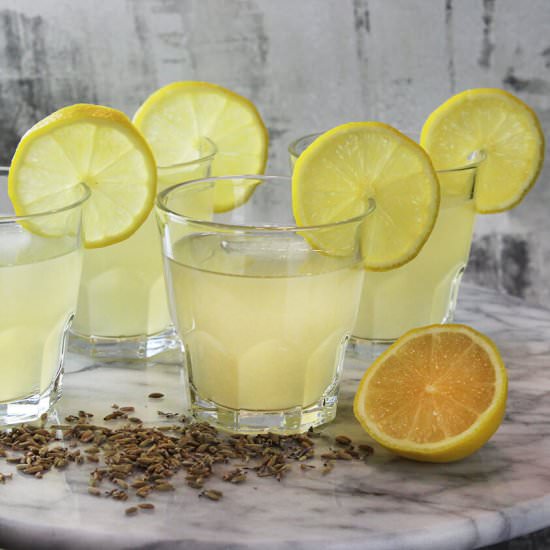 Lavender lemonade - Recipe photo by hornoMX