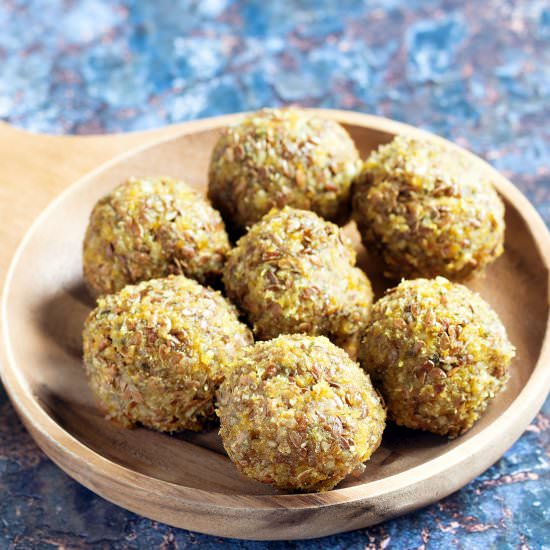Apricot bliss balls - Recipe photo by Mandy Sneaky Veg