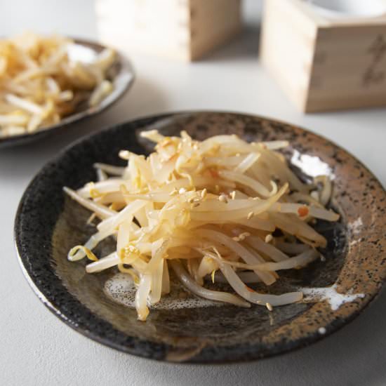 Bean sprouts cold dish - Recipe photo by foodmakesmehappy