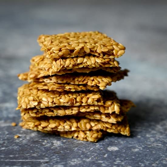 Zero Carb Flax Seed Crackers - Recipe photo by tarasketokitchen