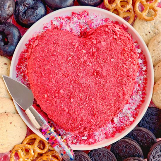 Strawberry Chocolate Cheese Ball - Recipe photo by Theyummymuffin