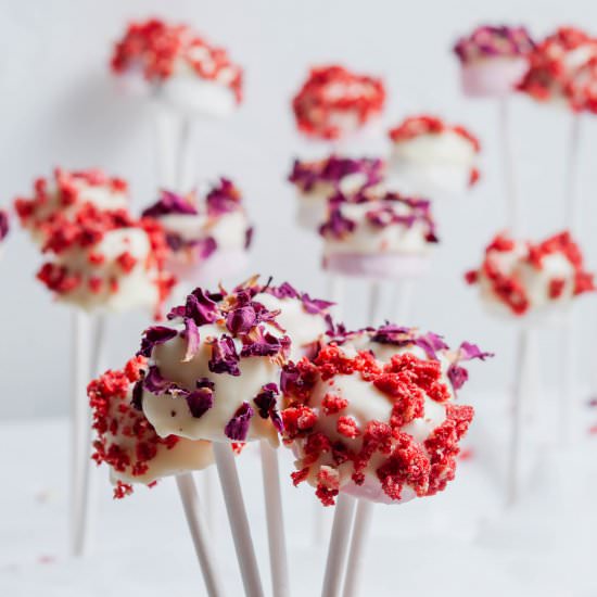 Chocolate Covered Marshmallows - Recipe photo by itsnotcomplicatedrecipes