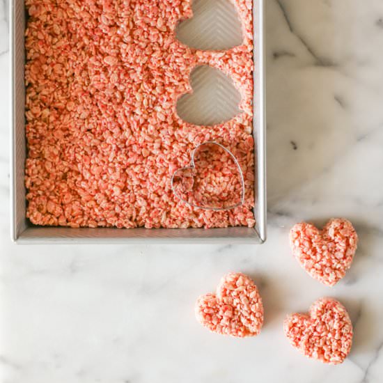 Strawberry Rice Krispie Treats - Recipe photo by lovelylittlekitchen