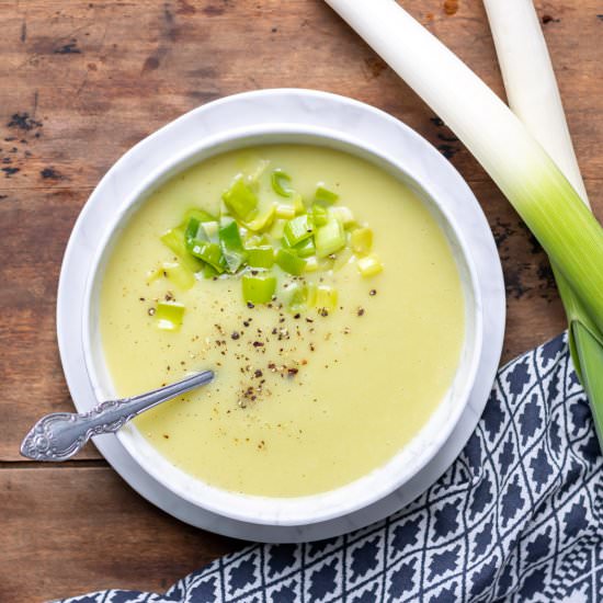 Potato Leek Soup - Recipe photo by veggie desserts