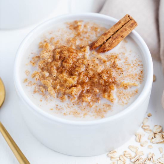 Mexican Oatmeal Recipe (Vegan) - Recipe photo by brokebankvegan
