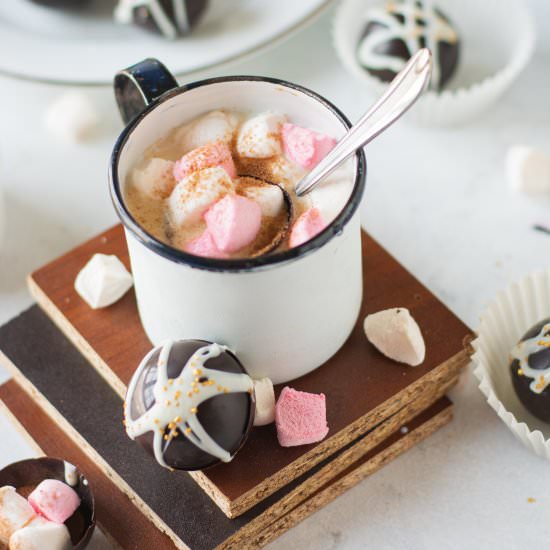 Mini Hot Chocolate Bomb Recipe - Recipe photo by soapdeli
