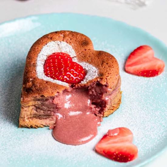 Valentine's Pink Molten Lava Cake - Recipe photo by sugaryums