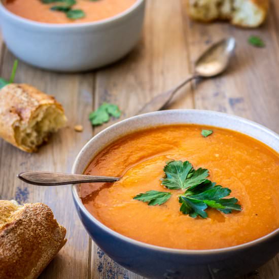 Carrot, Ginger & Apple Soup - Recipe photo by vancouverwithlove