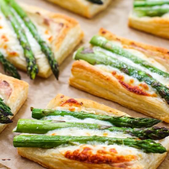 Cheesy Asparagus Tarts - Recipe photo by MaesMenu
