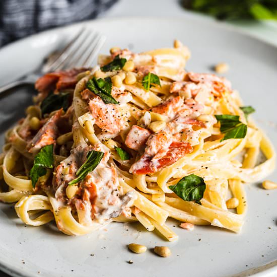 Smoked Salmon Pasta - Recipe photo by saltpepperskillet