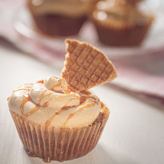 Dutch stroopwafel cupcakes - Recipe photo by by Andrea Janssen