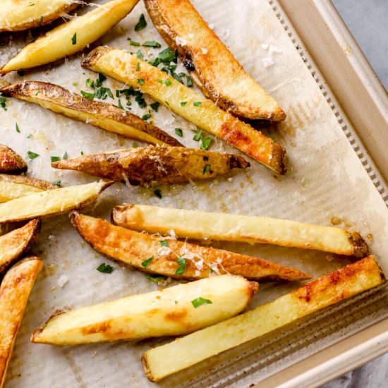 Healthier Truffle Fries - Recipe photo by Darn Good Veggies