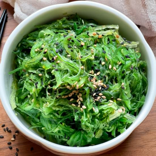 Japanese Seaweed Salad (Wakame) - Recipe photo by asiancaucasian