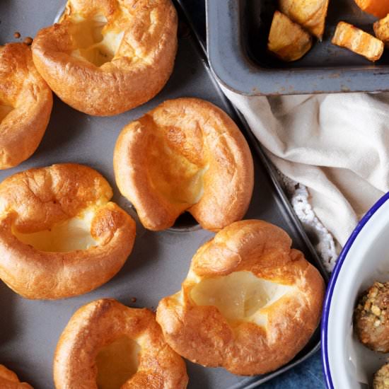 Easy Yorkshire Puddings - Recipe photo by effortlessfoodie