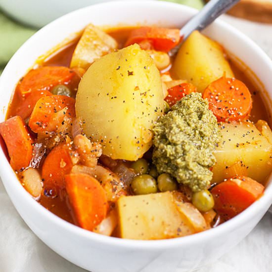Chunky Italian Vegetable Soup - Recipe photo by therusticfoodie