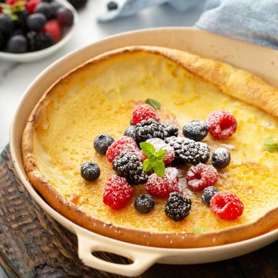Dutch baby Pancake - Recipe photo by Lemon blossoms