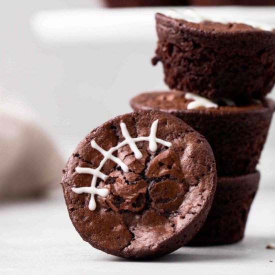 Football brownie bites - Recipe photo by lifestyleofafoodie