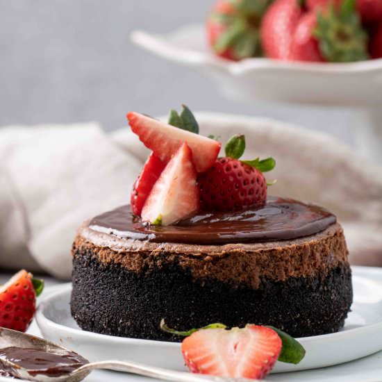 4-inch chocolate cheesecake mini - Recipe photo by lifestyleofafoodie