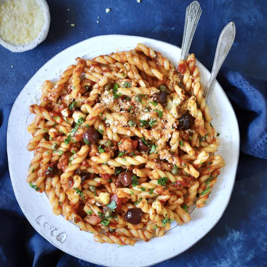 Cauliflower Pasta Puttanesca - Recipe photo by marilenaskitchen