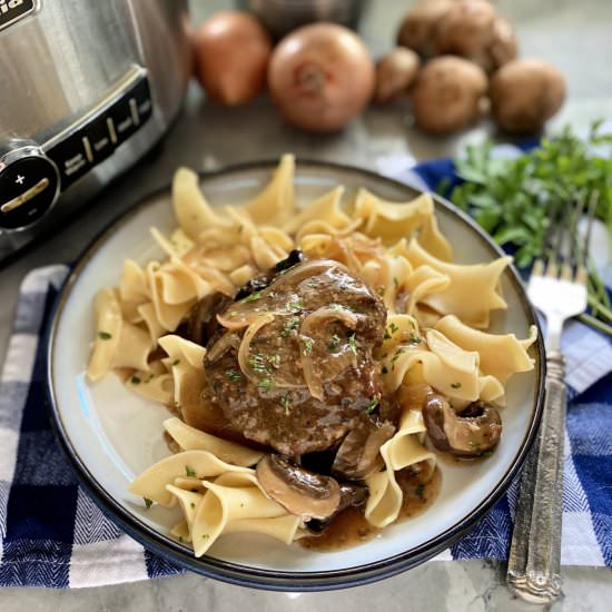 Slow Cooker Salisbury Steak - Recipe photo by katiescucina