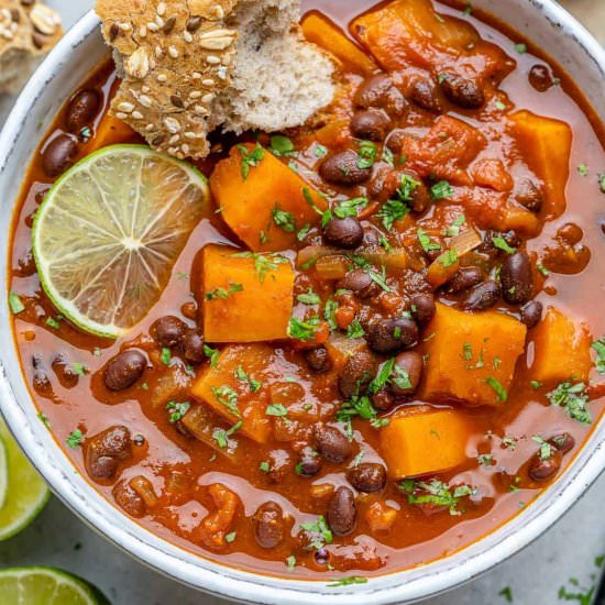 SWEET POTATO CHILI - Recipe photo by healthyfitnessmeals