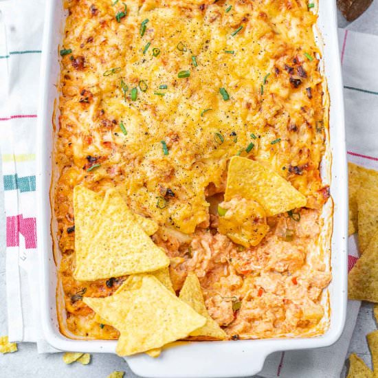 EASY BUFFALO CHICKEN DIP - Recipe photo by healthyfitnessmeals