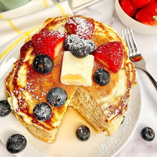 Good Old Fashioned Pancakes - Recipe photo by Maplewoodroad.com