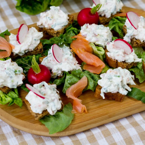Smoked salmon sandwich spread - Recipe photo by mecooks.com