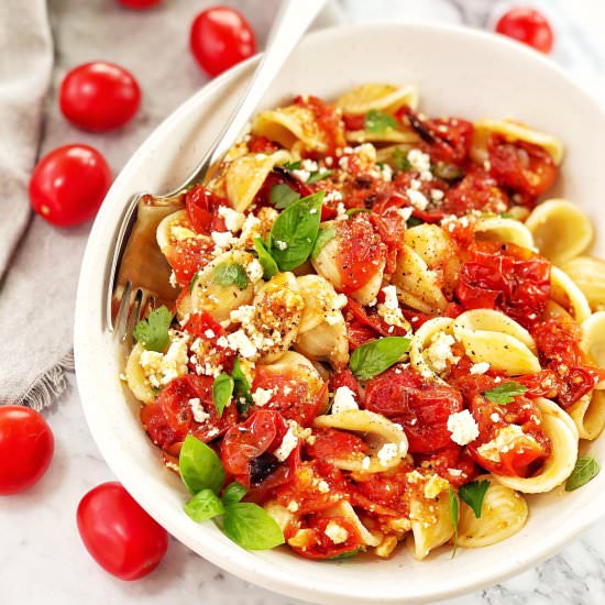 Baked Feta Pasta with Herbs - Recipe photo by chef not required