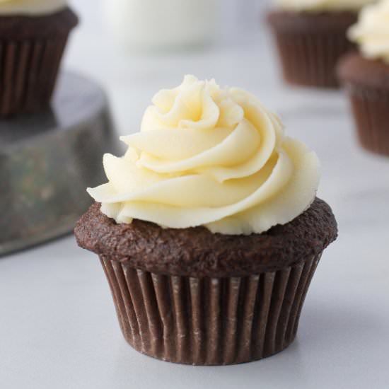The Best Buttercream Icing - Recipe photo by cookingupmemories