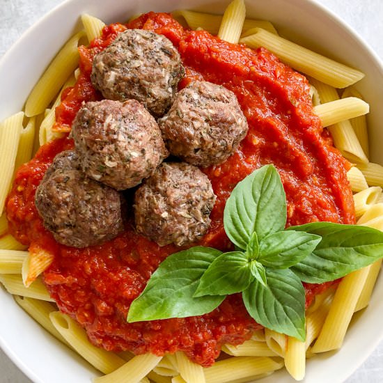 Dairy-Free and Egg-Free Meatballs - Recipe photo by theurbenlife