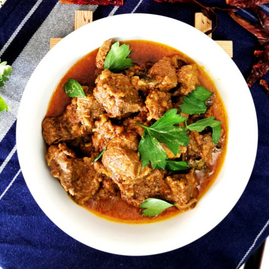Lamb vindaloo - Recipe photo by Taste of Asian Food