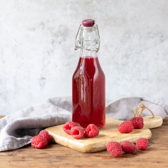 Raspberry Syrup - Recipe photo by veggie desserts