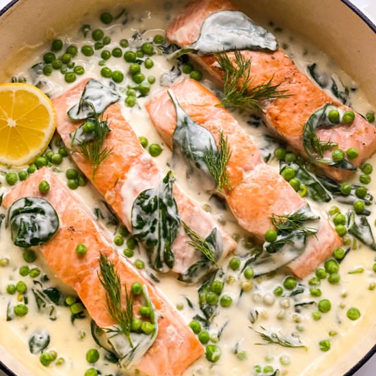 SALMON WITH SPINACH CREAM SAUCE - Recipe photo by jonnakeohane