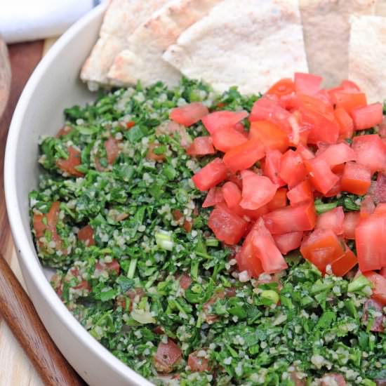 Best Lebanese Tabbouleh Salad - Recipe photo by Sinful Kitchen