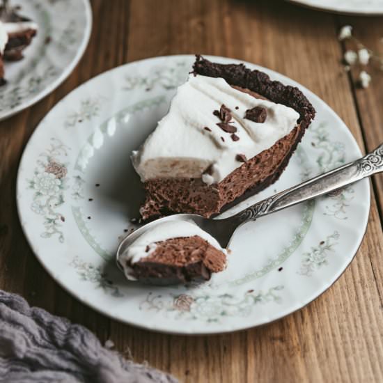 Keto French Silk Pie - Recipe photo by StemandSpoon