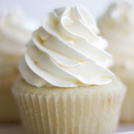 Fluffy Vanilla Cupcakes - Recipe photo by hellobakedbyblair