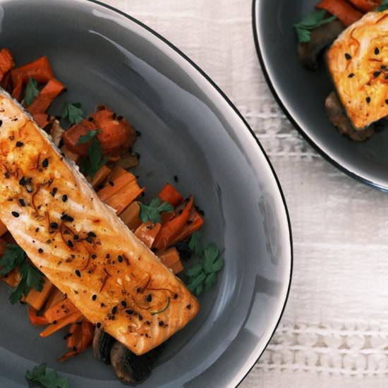 Parchment paper Salmon - Recipe photo by BasilBunch
