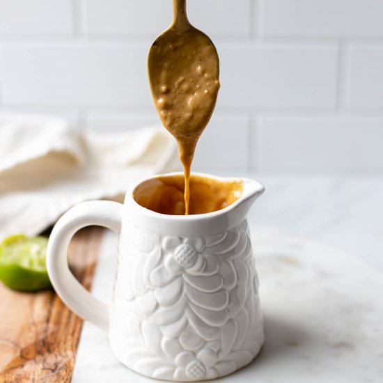 5 Minute Vegan Peanut Sauce - Recipe photo by greenseggsandyams