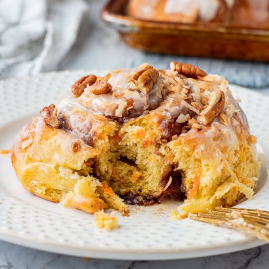 Carrot Cake Cinnamon Rolls - Recipe photo by eatdessertsnack